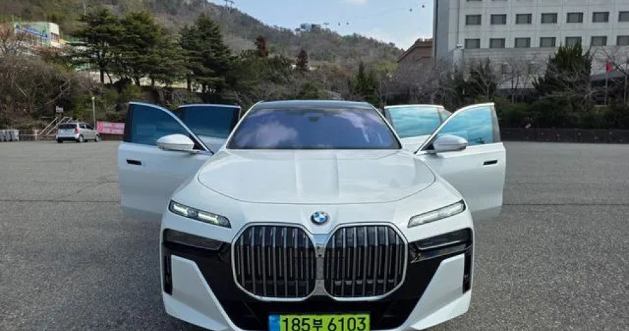 Bmw 7-Series 