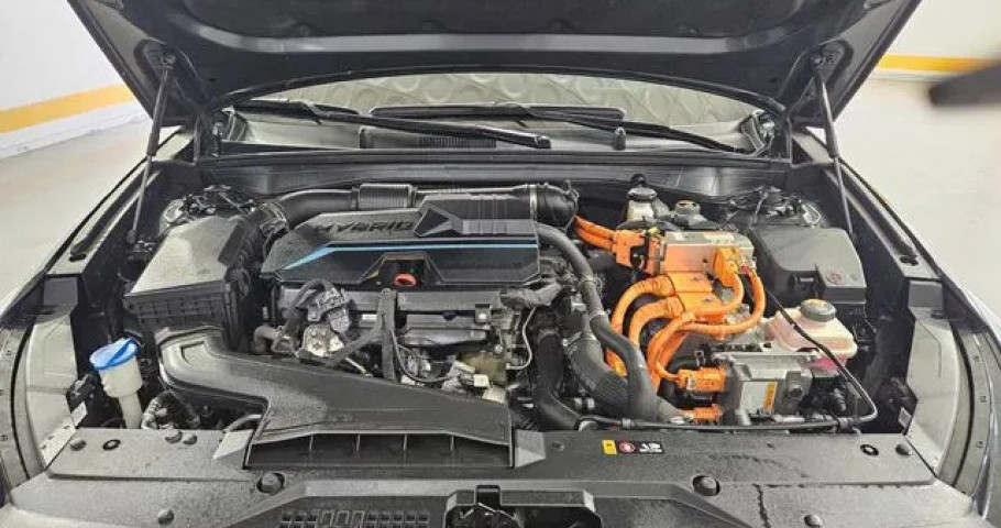 Kia K8 