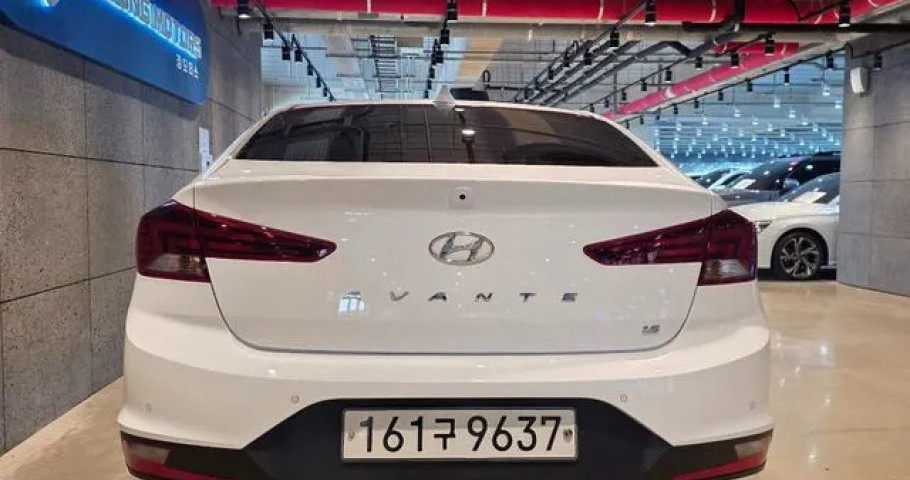 Hyundai Avante 