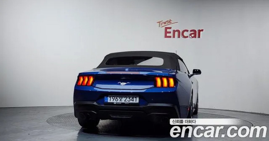 Ford Mustang 