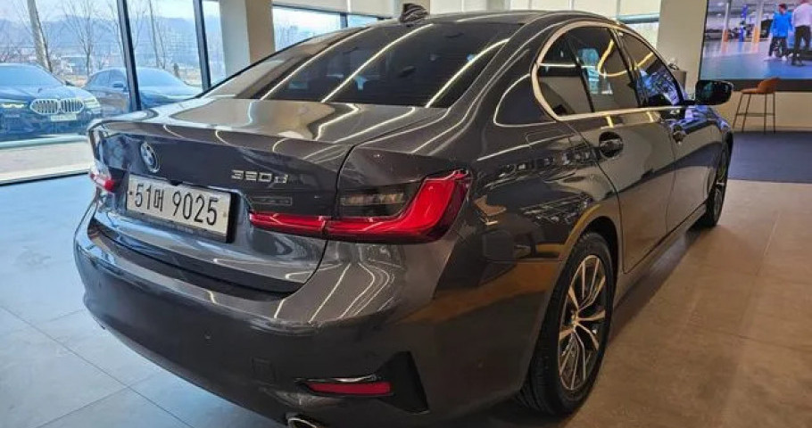 Bmw 3-Series 