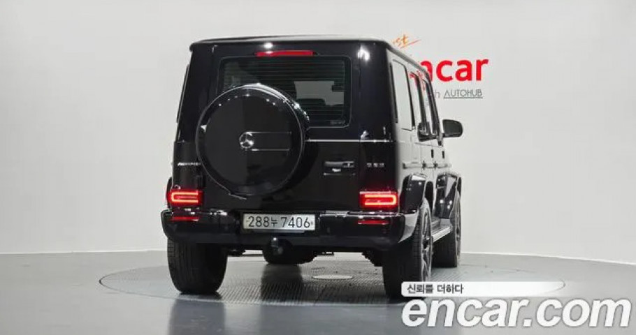 Mercedes-Benz G-Class 