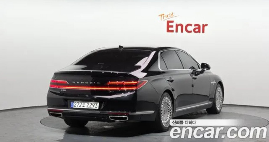Genesis G90 