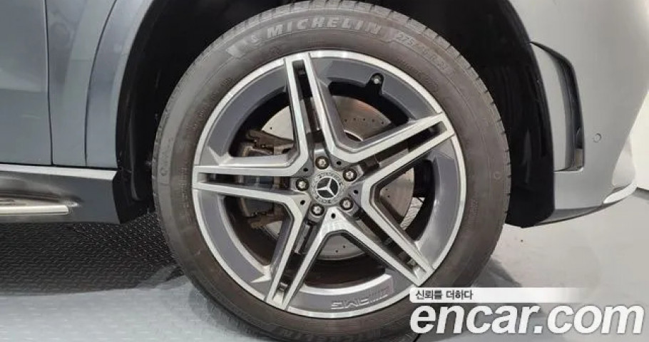 Mercedes-Benz Gls-Class 