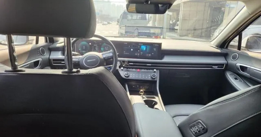 Hyundai Sonata 