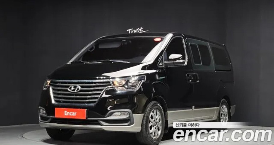 Hyundai Starex 