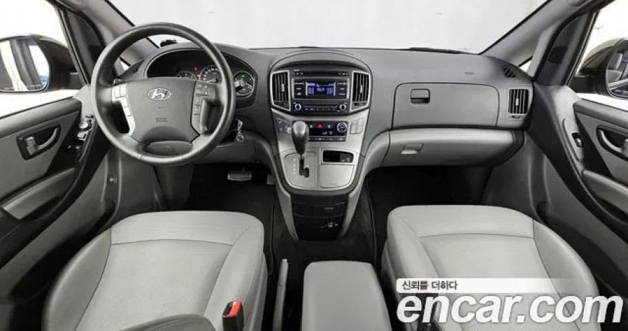 Hyundai Starex 
