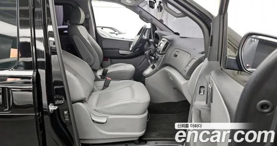 Hyundai Starex 