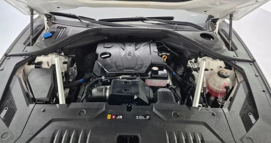 Genesis Gv70 