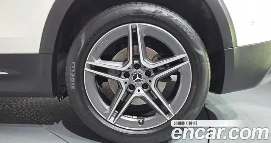 Mercedes-Benz Glb-Class 