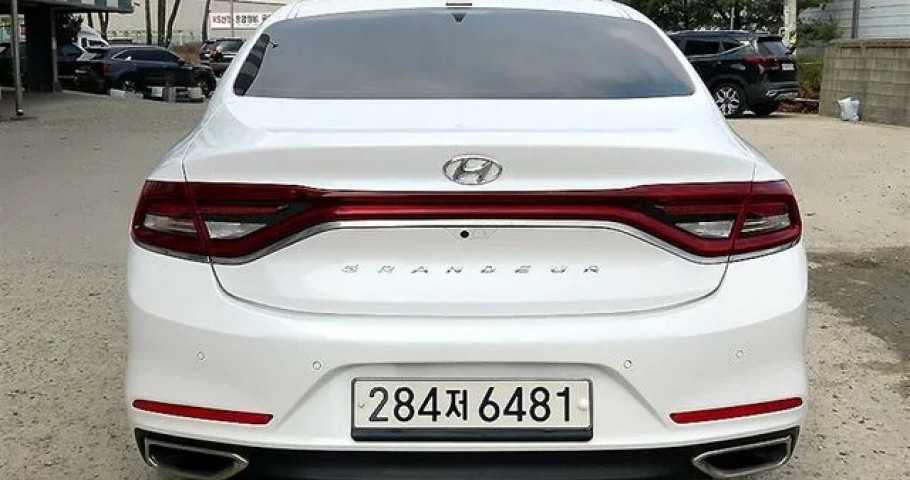 Hyundai Grandeur 