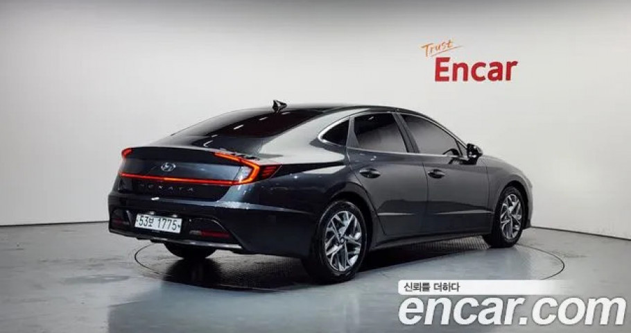 Hyundai Sonata 