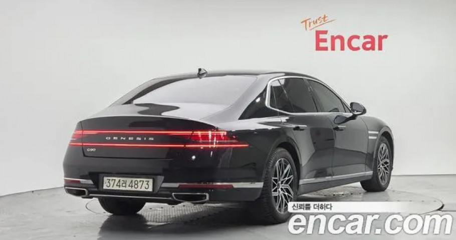 Genesis G90 