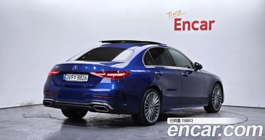 Mercedes-Benz C-Class 