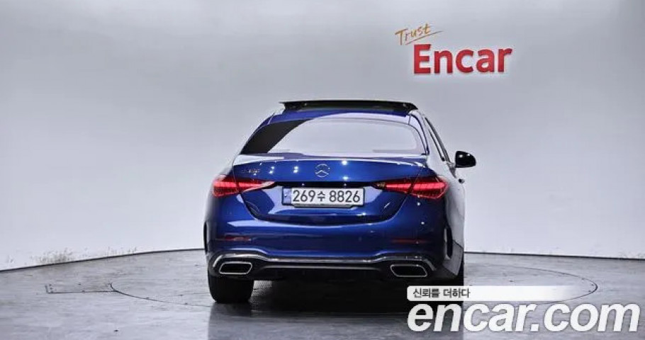 Mercedes-Benz C-Class 