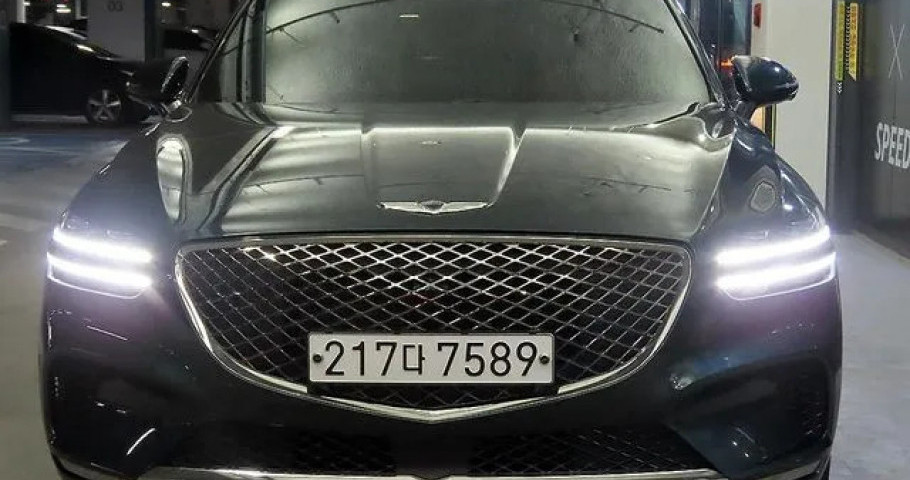 Genesis Gv70 