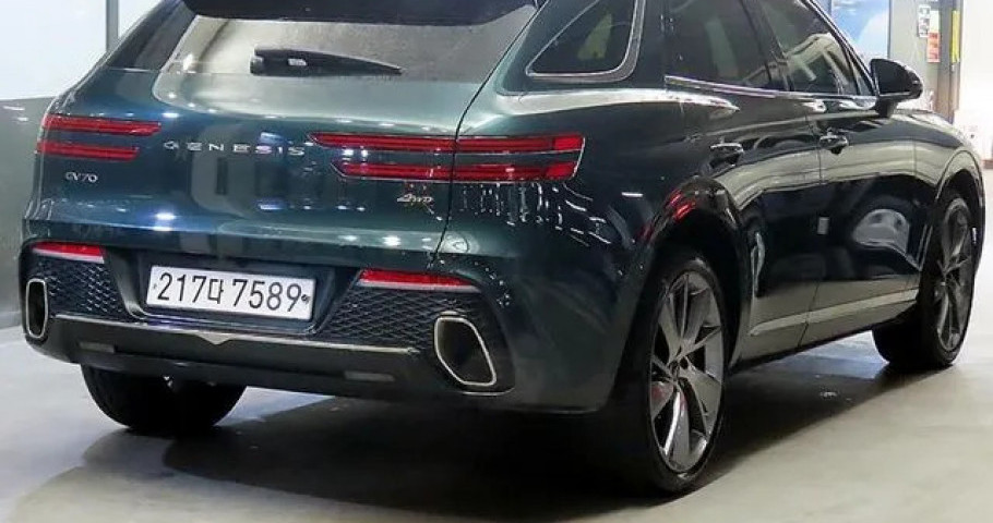 Genesis Gv70 