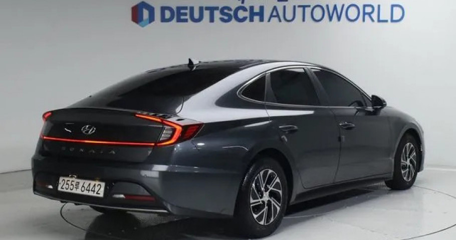 Hyundai Sonata 