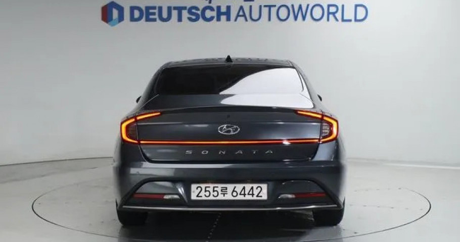 Hyundai Sonata 