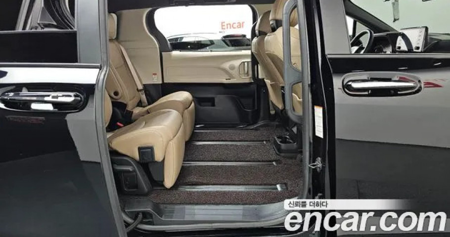 Toyota Sienna 