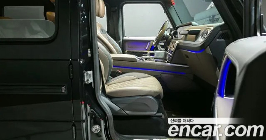 Mercedes-Benz G-Class 