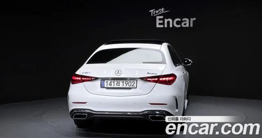 Mercedes-Benz C-Class 