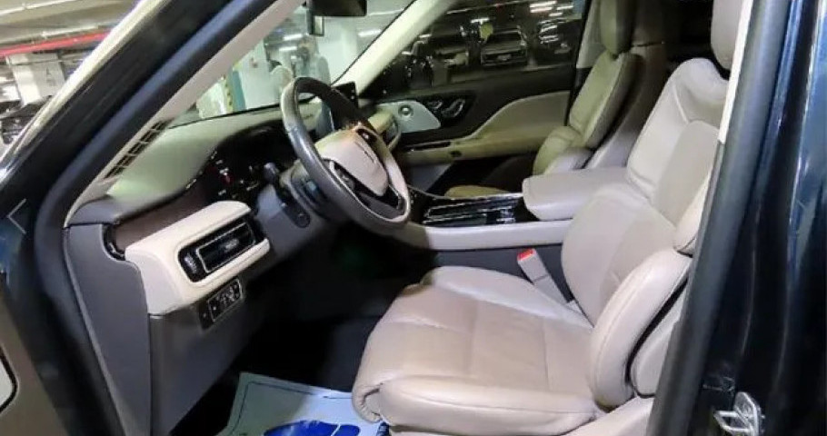Lincoln Aviator 