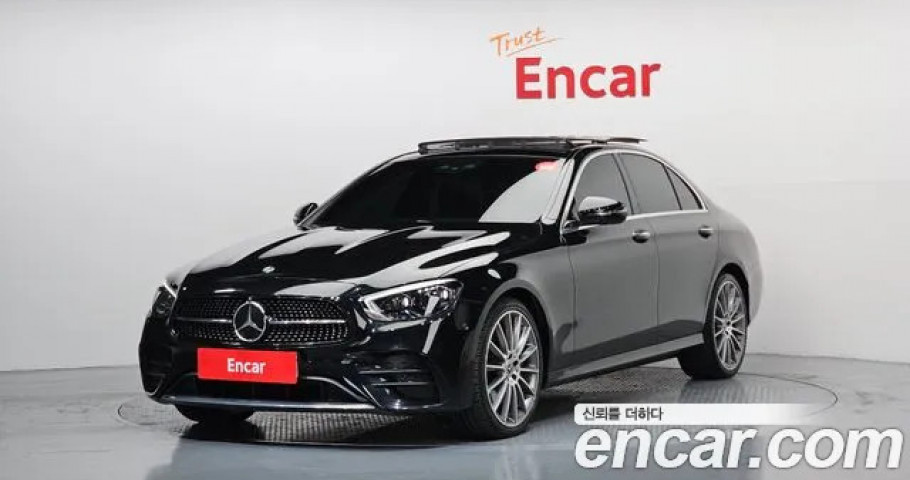 Mercedes-Benz E-Class 