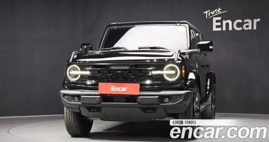 Ford Bronco 