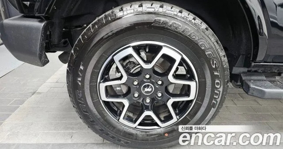 Ford Bronco 