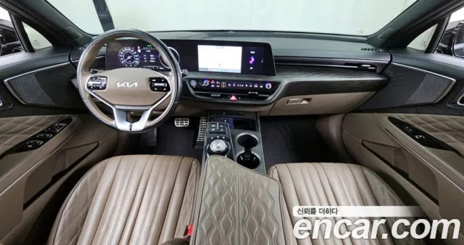 Kia K8 