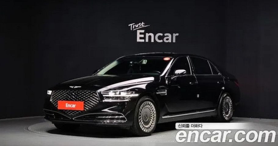 Genesis G90 