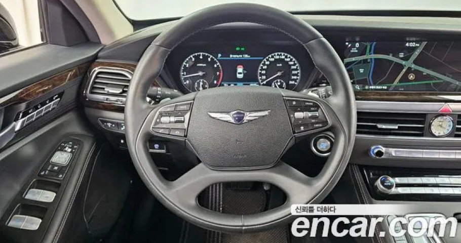 Genesis G90 