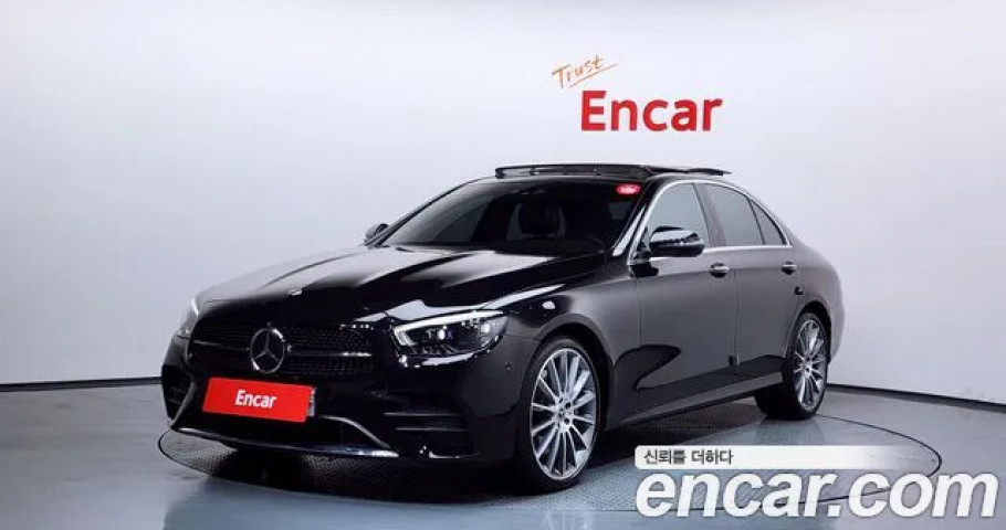 Mercedes-Benz E-Class 