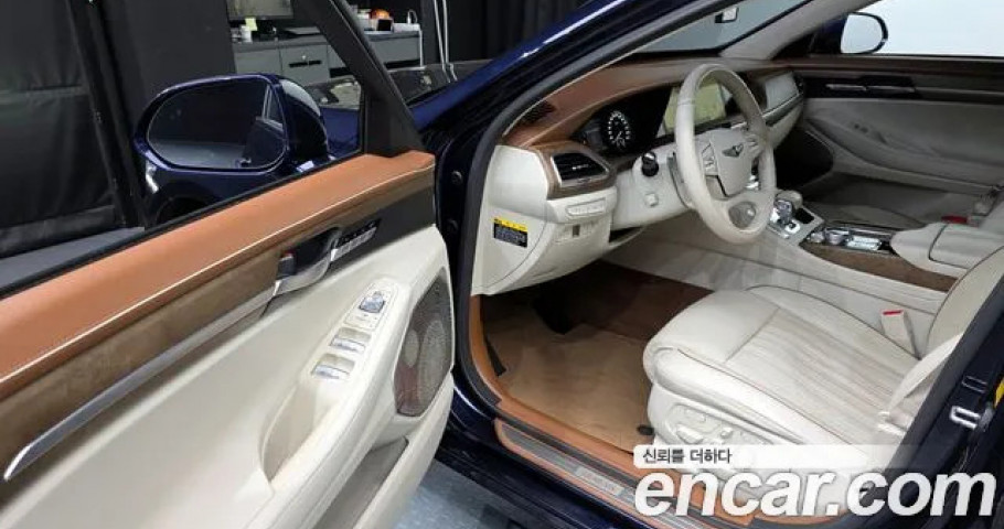 Genesis G90 