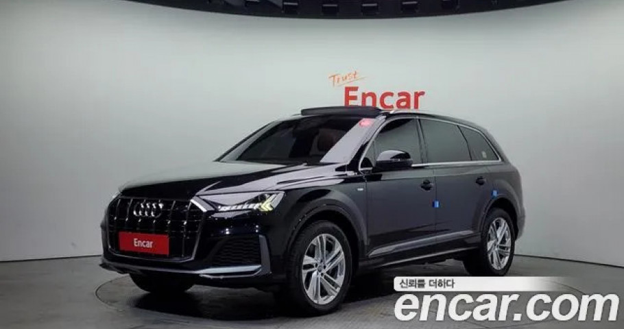 Audi Q7 
