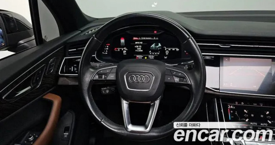 Audi Q7 