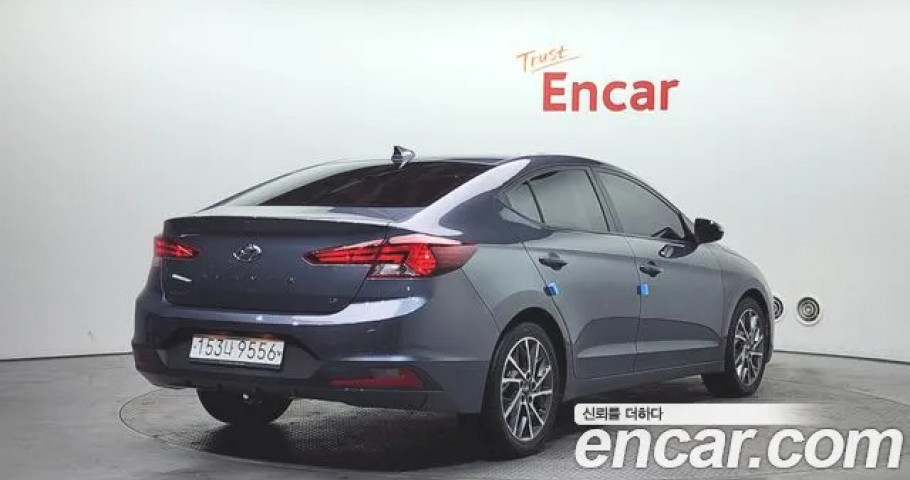 Hyundai Avante (Elantra) 