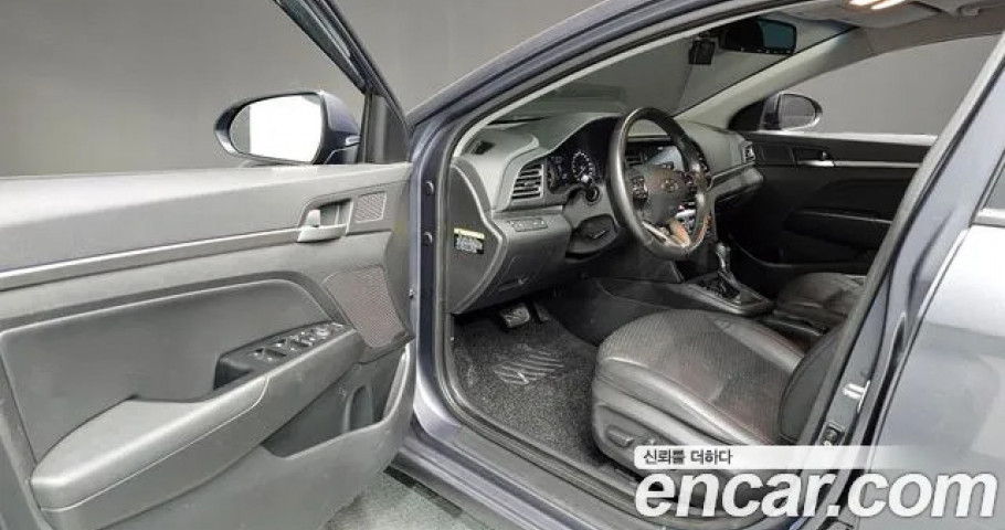 Hyundai Avante (Elantra) 