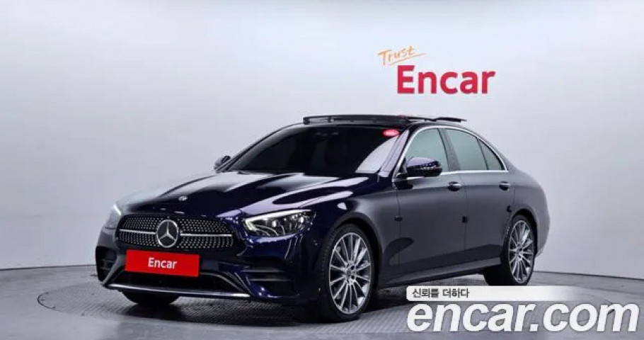 Mercedes-Benz E-Class 
