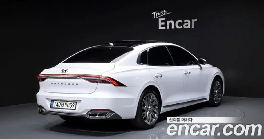 Hyundai Grandeur 