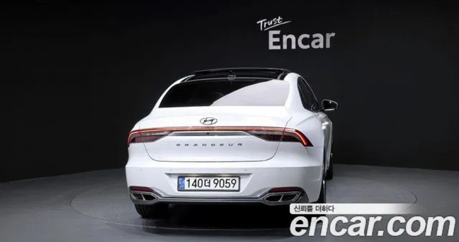 Hyundai Grandeur 