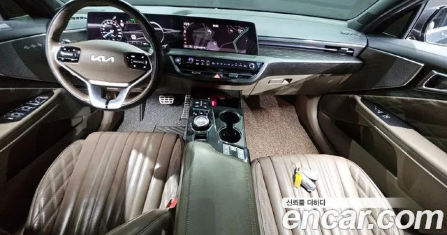 Kia K8 