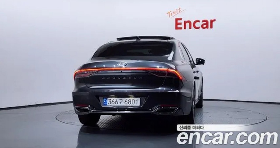 Hyundai Grandeur 
