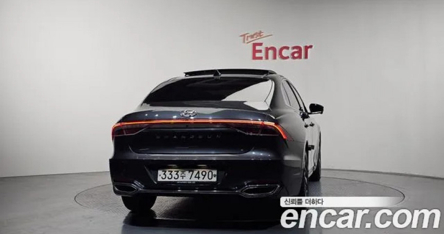 Hyundai Grandeur 