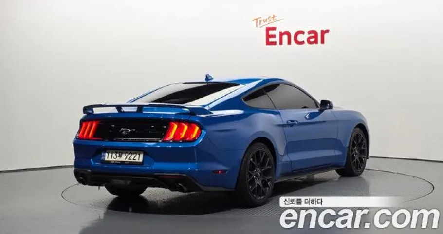Ford Mustang 