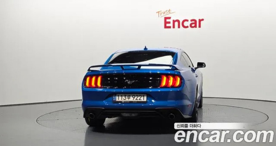 Ford Mustang 