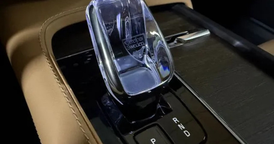 Volvo V90 