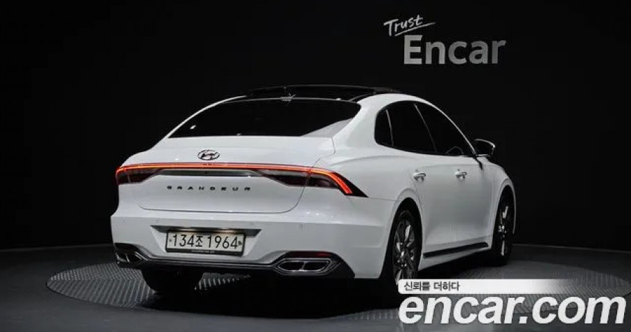 Hyundai Grandeur 