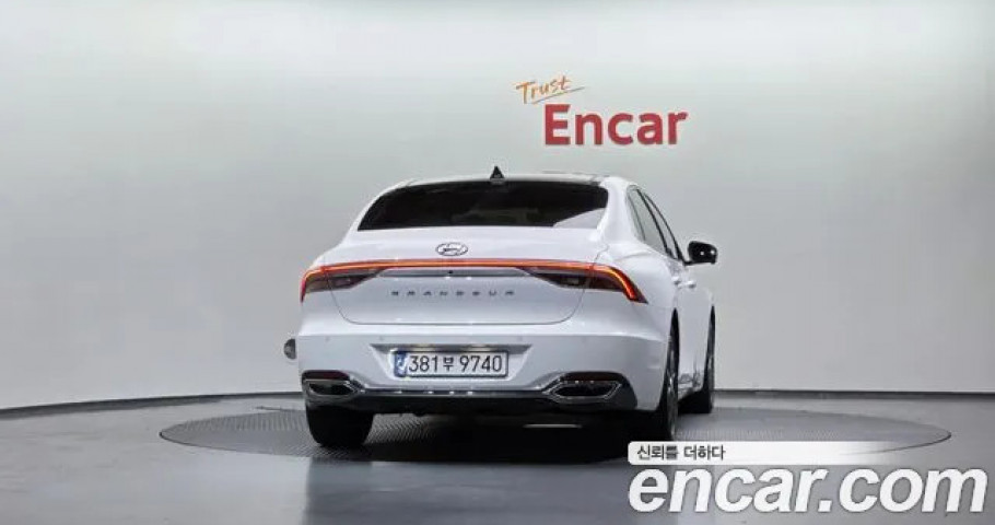 Hyundai Grandeur 
